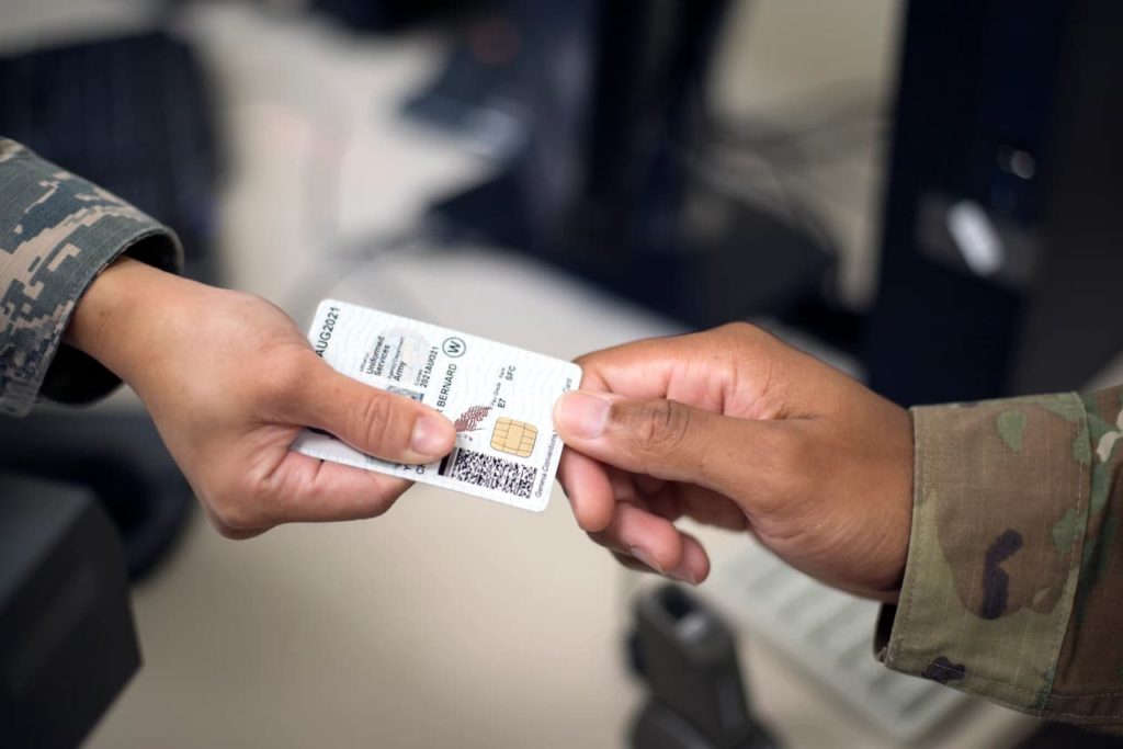Can you fly with a Common Access Card